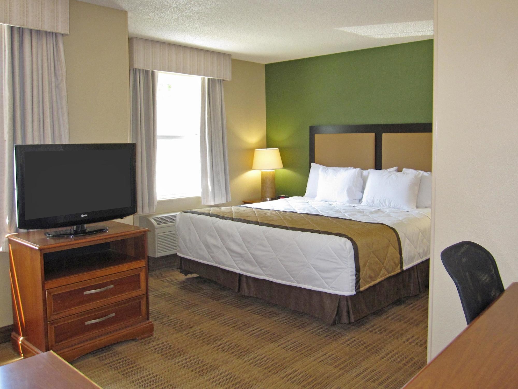 Extended Stay America Suites - Detroit - Novi - Orchard Hill Place Northville Exterior photo