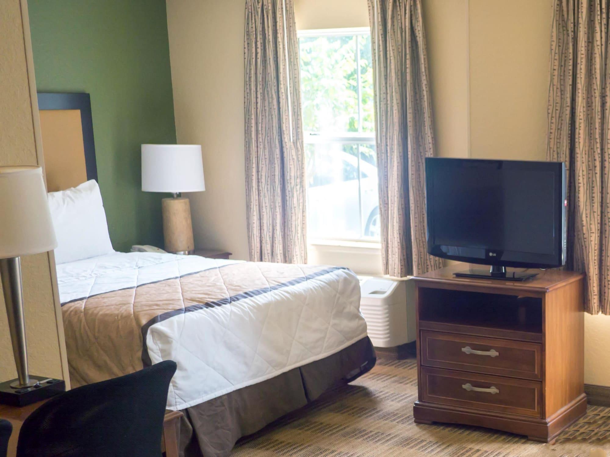 Extended Stay America Suites - Detroit - Novi - Orchard Hill Place Northville Exterior photo