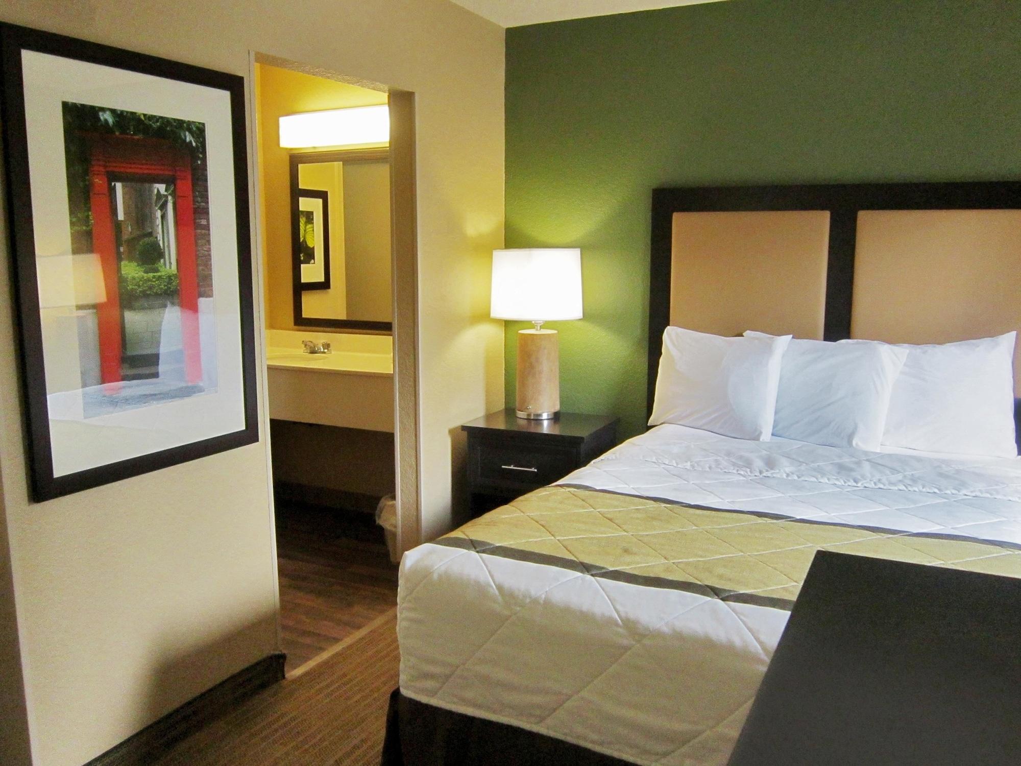 Extended Stay America Suites - Detroit - Novi - Orchard Hill Place Northville Exterior photo