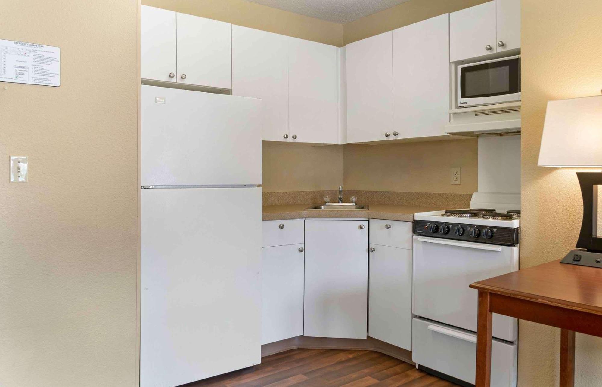 Extended Stay America Suites - Detroit - Novi - Orchard Hill Place Northville Exterior photo