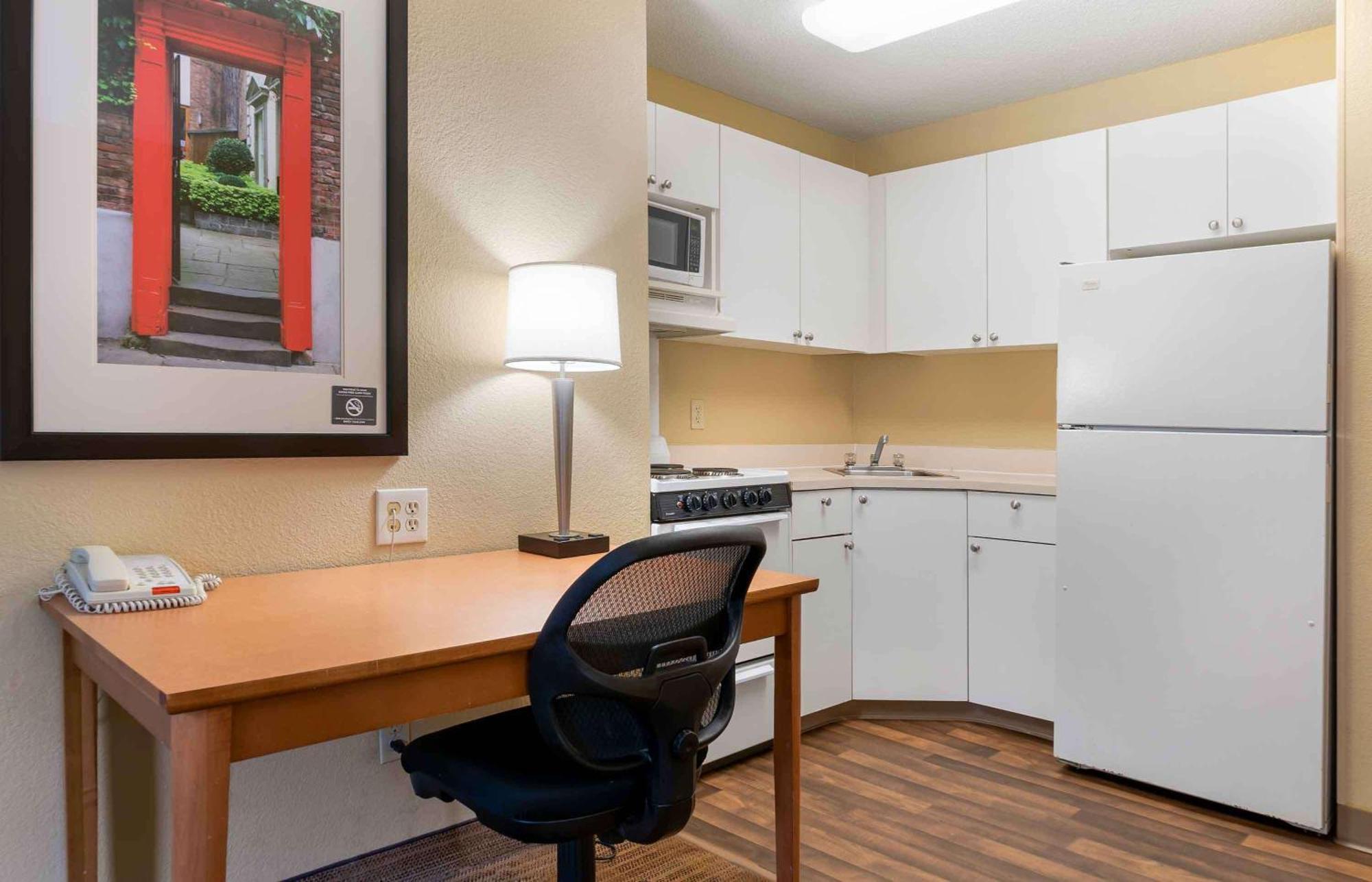 Extended Stay America Suites - Detroit - Novi - Orchard Hill Place Northville Exterior photo