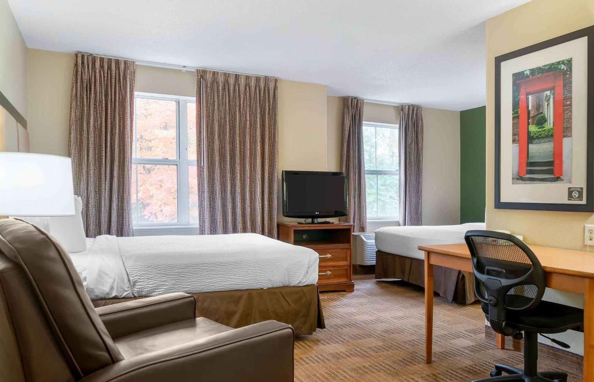 Extended Stay America Suites - Detroit - Novi - Orchard Hill Place Northville Exterior photo
